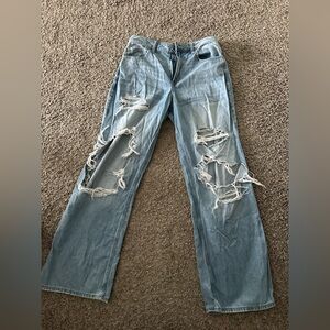 Hollister Light Blue Distressed Ultra High Rise Baggy Jeans size 4/27